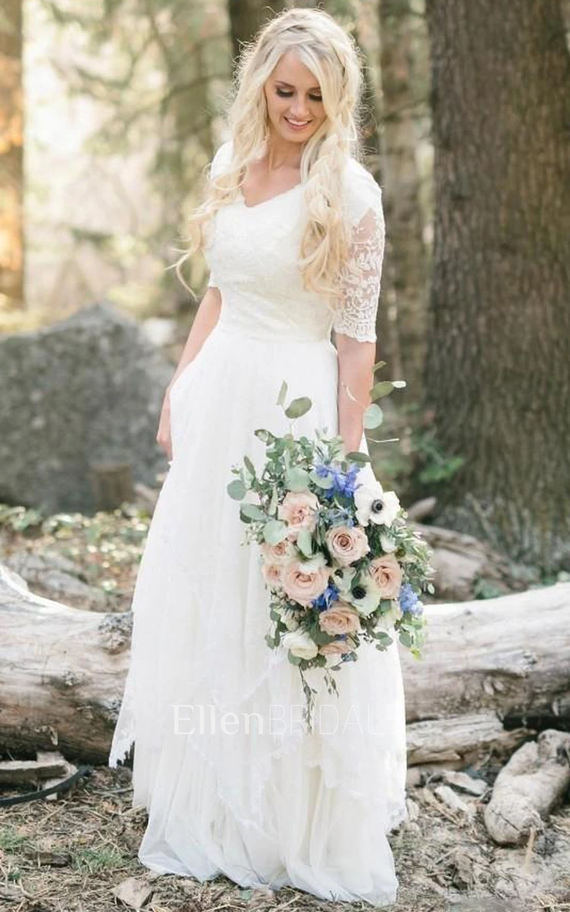 fitted lace wedding dress Amazon.com: Ever-Pretty Plus Women's V Neck Long Sleeve Lace Chiffon A Line  Floor Length Plus Size Wedding Dress White US14 : Clothing, Shoes & Jewelry main image 1